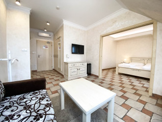 Dvoulůžkový apartmán typu A s přistýlkou - 2