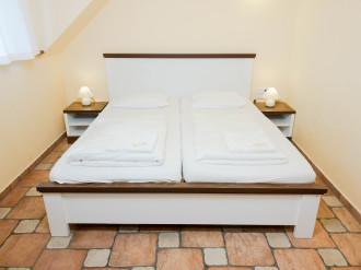 Čtyřlůžkový pokoj typu B s přistýlkou - 2