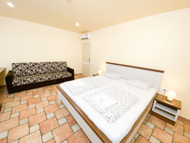 Dvoulůžkový pokoj typu C s přistýlkou - 1