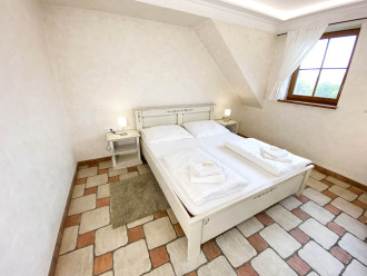 Dvoulůžkový apartmán typu A s přistýlkou - 2